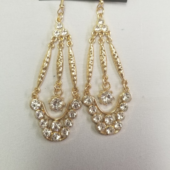 High Ranking Radiance Earrings - Picture 2 of 5
